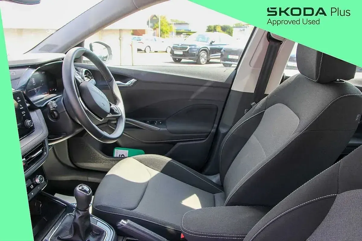 Used Skoda Fabia SE 94 HP (69 kW) 2025 Moon white metallic Hatchback