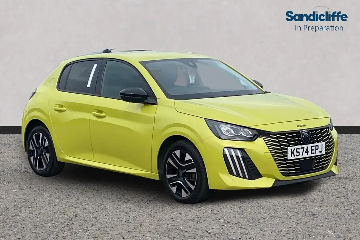 Used Peugeot 208 Allure 101 HP (74 kW) 2026 Hatchback