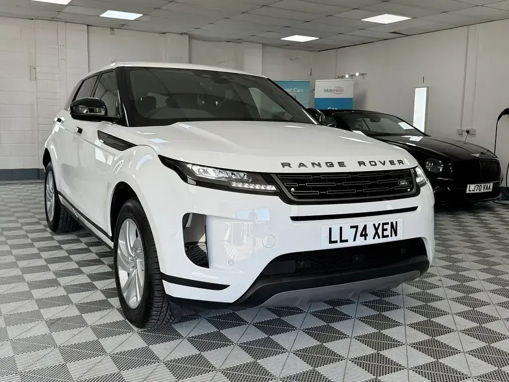 Used Land Rover Range Rover evoque S 2024 White SUV