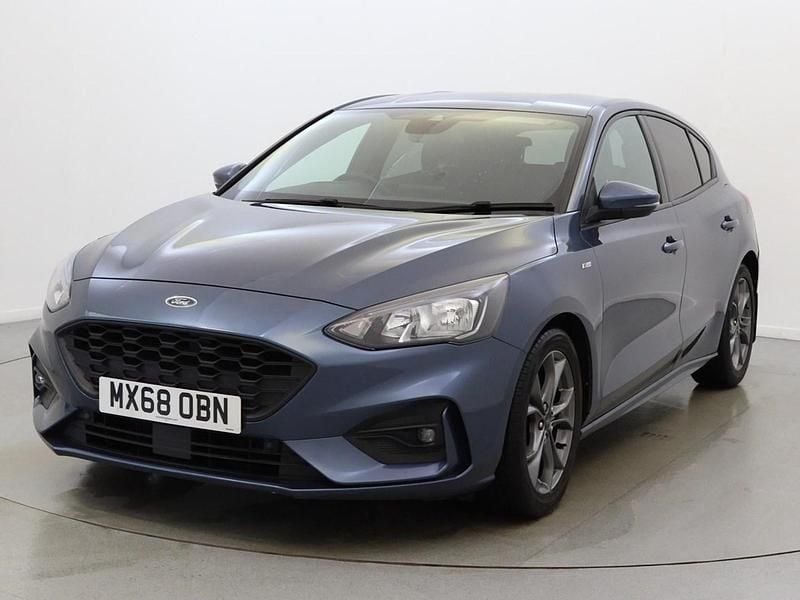 Used Ford Focus ST-Line 120 HP (88 kW) 2018 Blue Hatchback