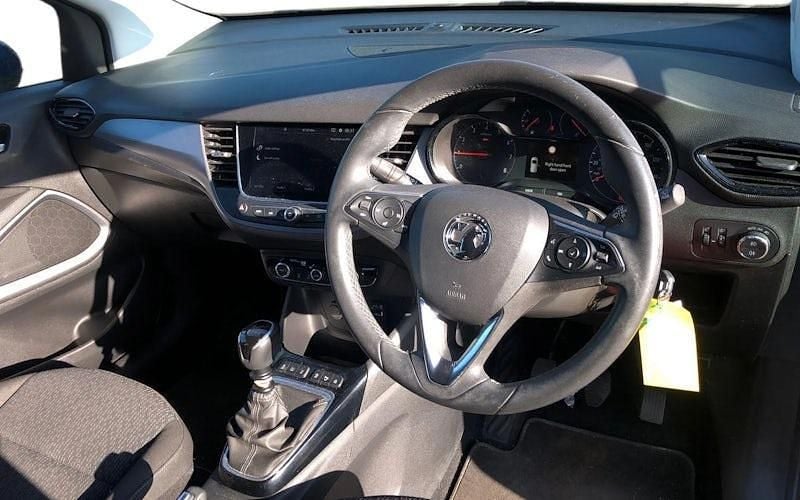 Used Vauxhall Crossland X S 110 HP (80 kW) 2019 Blue SUV