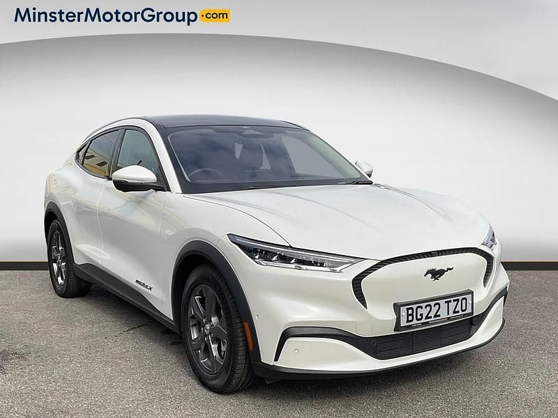 White Used 2022 Ford Mustang Mach-E Extended Range SUV | £21,290 (Fair price) - Image 1/4