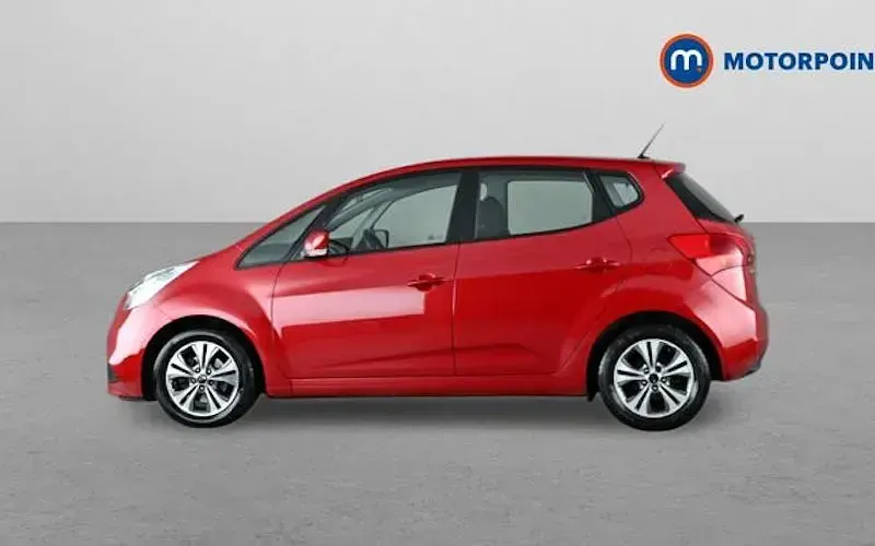 Used Kia Venga 125 HP (91 kW) 2019 Red Hatchback