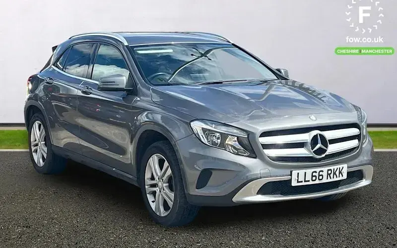 Usado Mercedes GLA200 136 HP (100 kW) 2016 SUV