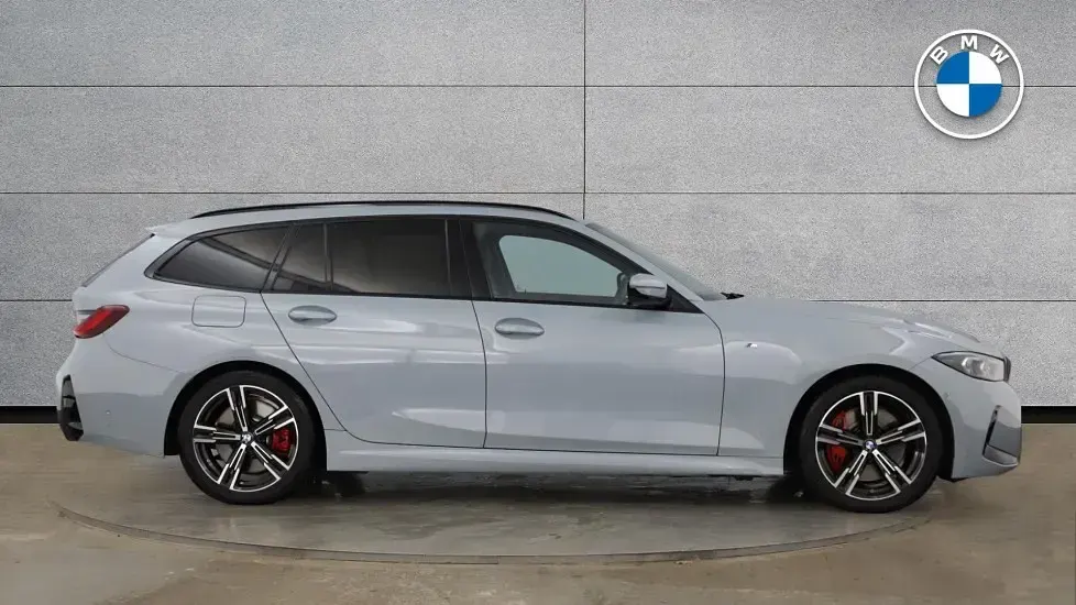 Used BMW 320 M Sport 181 HP (133 kW) 2025 Grey Estate