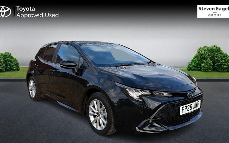 Used 2025 Toyota Corolla Hatchback | £22,912 (Fair price) - Image 1/4