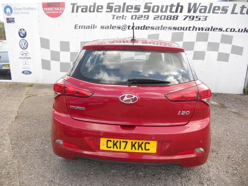 Used Hyundai i20 SE 2017 Red Hatchback