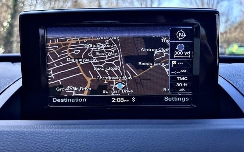 Used Audi Q3 S-line plus 150 HP (110 kW) 2016 White SUV