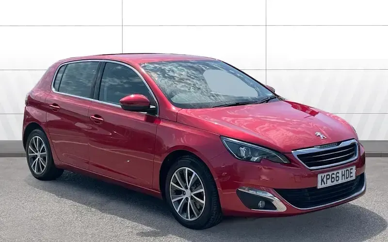 Used Peugeot 308 Allure 120 HP (88 kW) 2016 Hatchback
