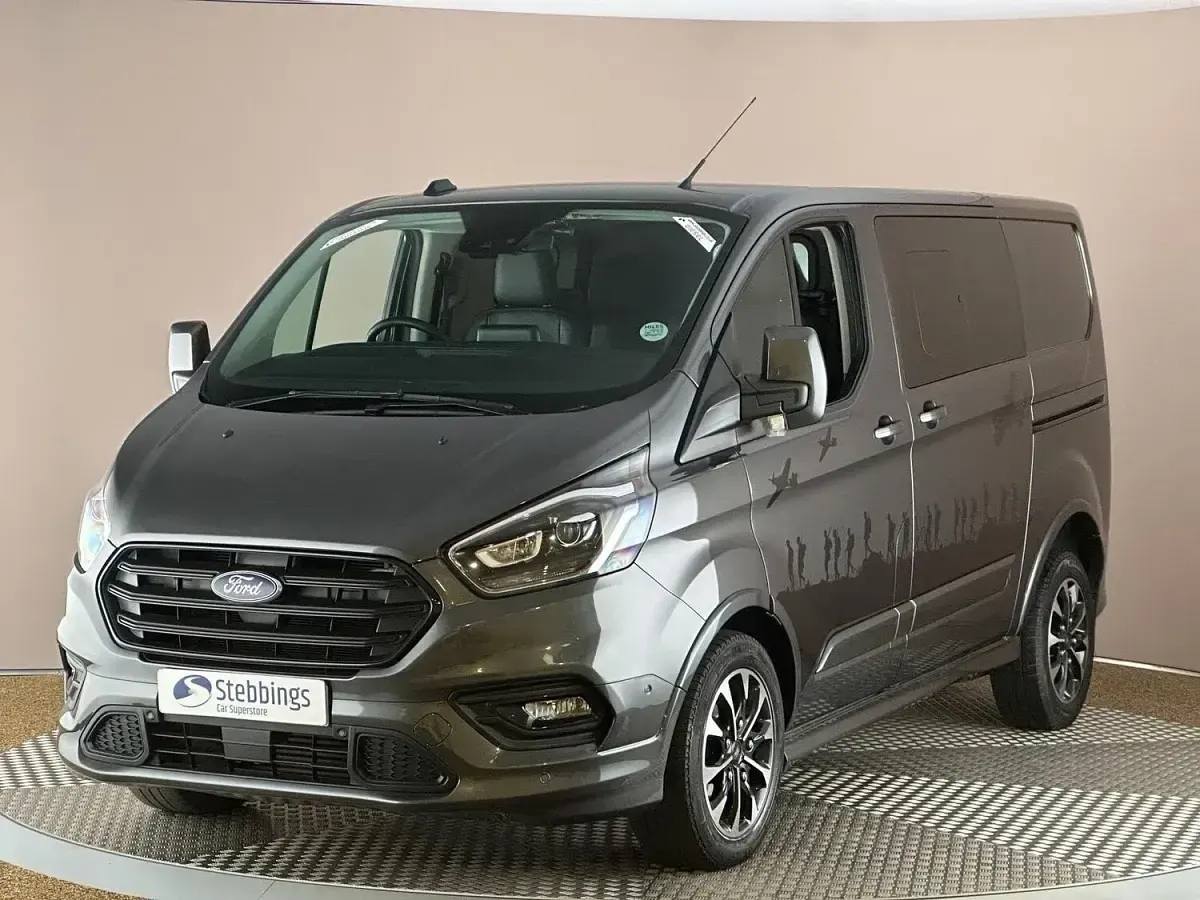 Used Ford Transit Custom Sport 170 HP (125 kW) 2022 Grey Van