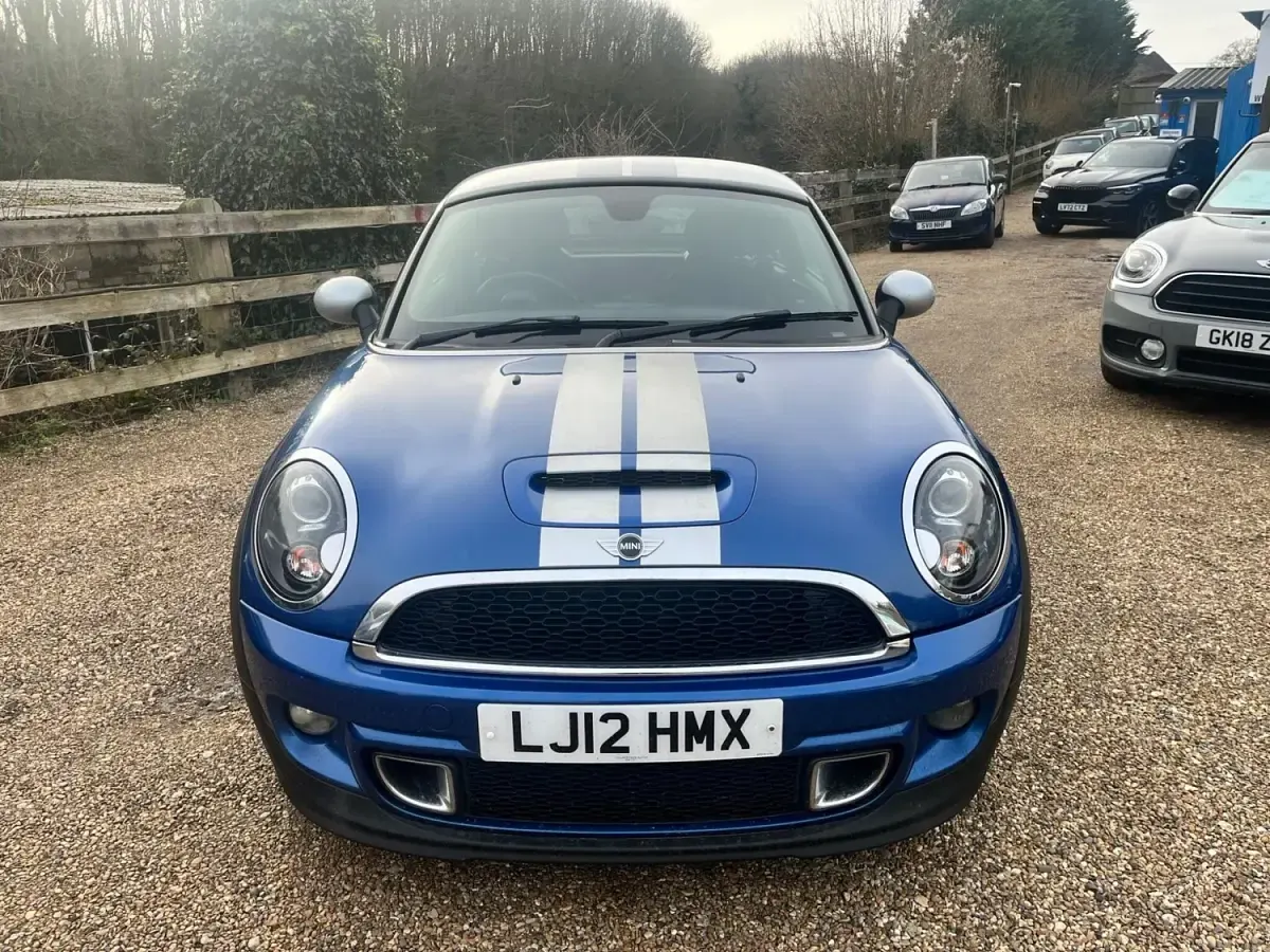 Usado Mini Cooper S Coupé 184 HP (135 kW) 2012 Azul Coupé