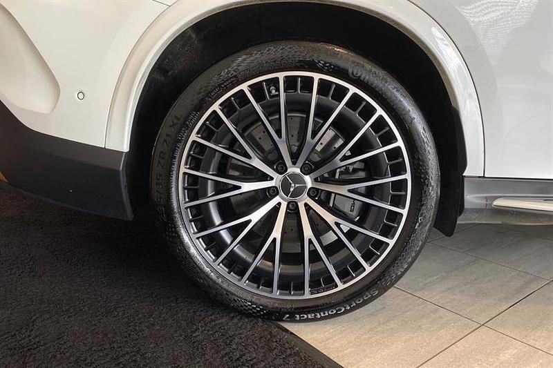 Used Mercedes GLC43 AMG Premium Plus 421 HP (309 kW) 2024 Opalite white bright Estate