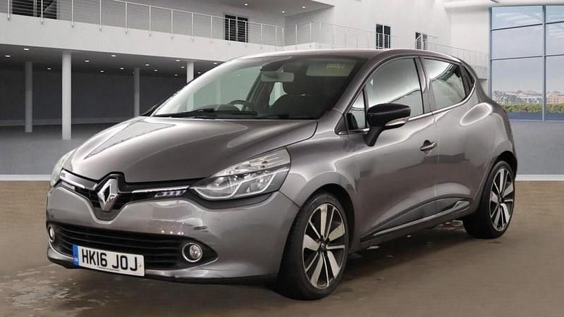 Used Renault Clio IV Dynamique 90 HP (66 kW) 2016 Grey Hatchback