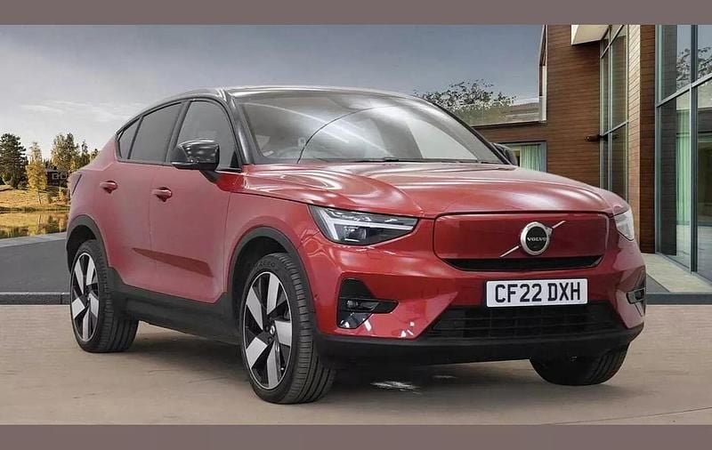 Red Used 2022 Volvo C40 Ultimate SUV | £25,950 (Good price) - Image 1/4