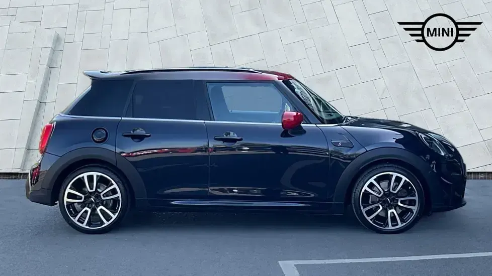 Usado Mini Cooper S Hatch 176 HP (129 kW) 2023 Preto Citadino