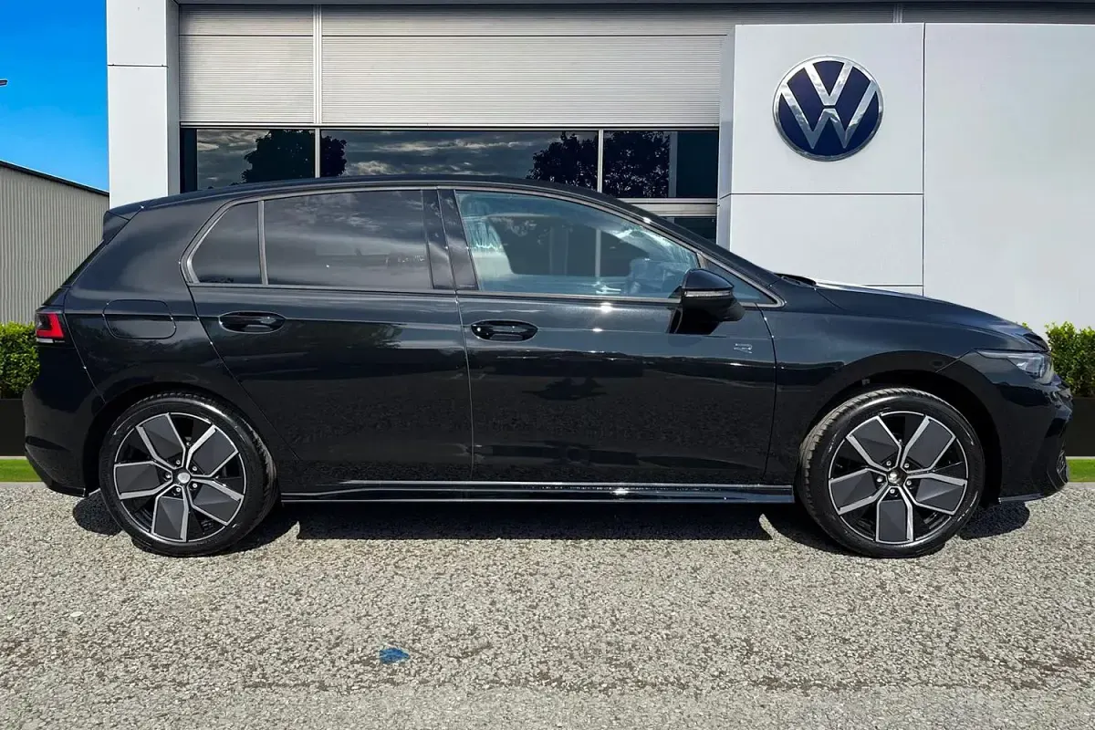 New VW Golf VIII Black Edition 150 HP (110 kW) 2026 Black Hatchback