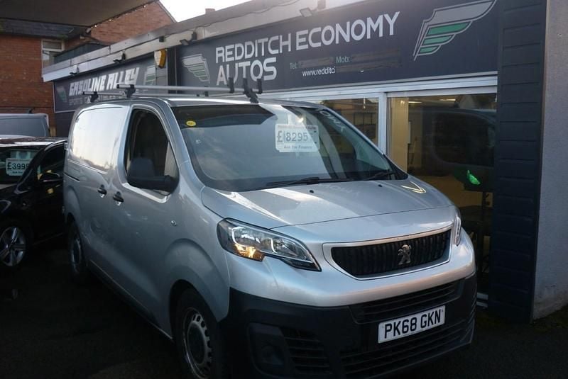 Silver Used 2018 Peugeot Expert Van | £8,295 (Fair price) - Image 1/4