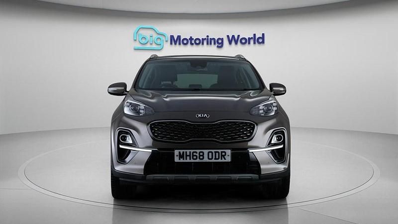 Used Kia Sportage 174 HP (127 kW) 2019 Brown SUV