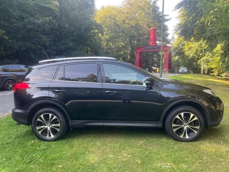 Used Toyota RAV4 150 HP (110 kW) 2015 Black SUV