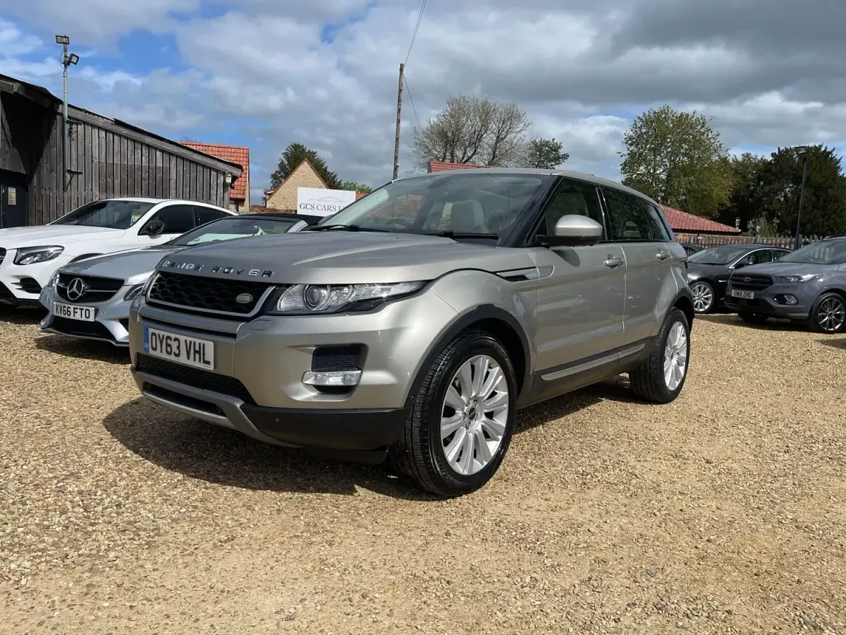 Begagnad Land Rover Range Rover evoque Prestige 2014 Guld SUV