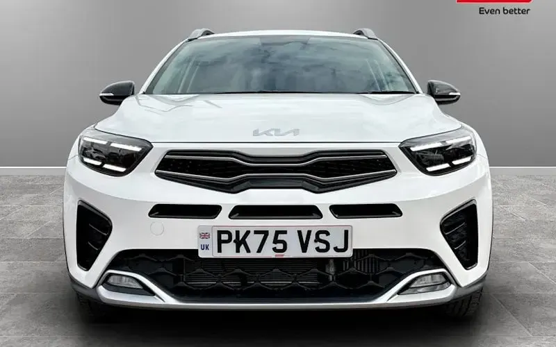 New Kia Stonic GT-Line 99 HP (72 kW) 2026 White SUV