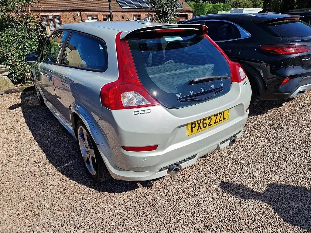 Used Volvo C30 R-Design 150 HP (110 kW) 2012 White Hatchback