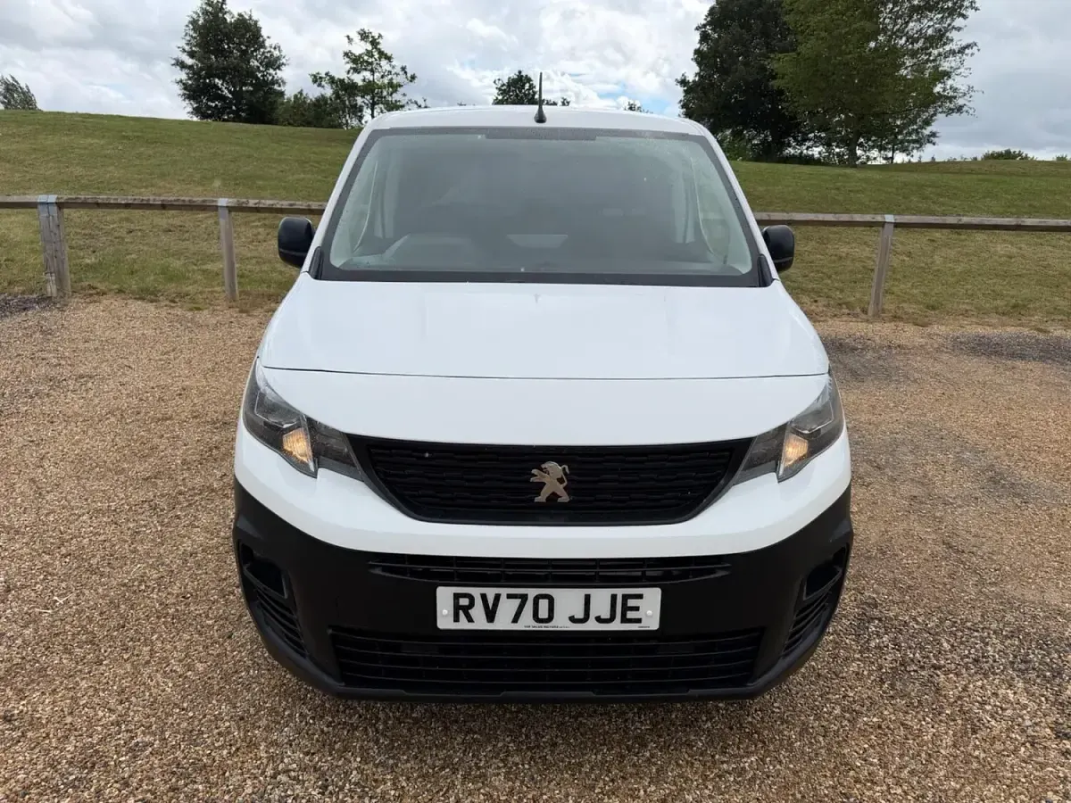 Used Peugeot Partner S 2020 White MPV