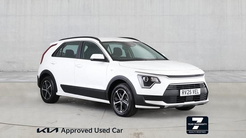 White Used 2025 Kia Niro SUV | £22,391 (Good price) - Image 1/4
