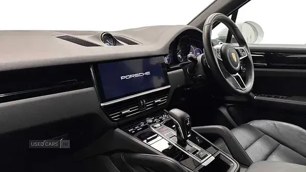 Usado Porsche Cayenne 2023 Branco SUV