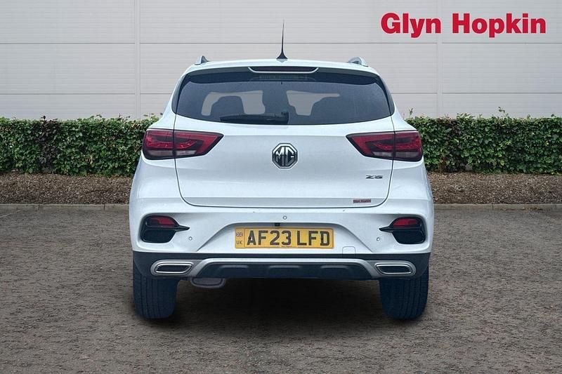 Used MG ZS Exclusive 2023 White Hatchback