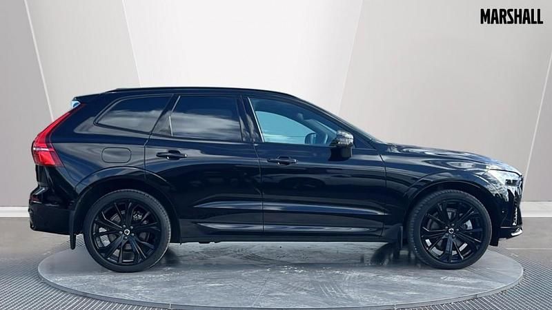 Usado Volvo XC60 Plus 350 HP (257 kW) 2024 Preto SUV
