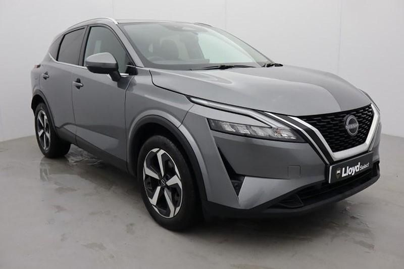 Grey Used 2024 Nissan Qashqai N-Connecta SUV | £18,995 (Fair price) - Image 1/1