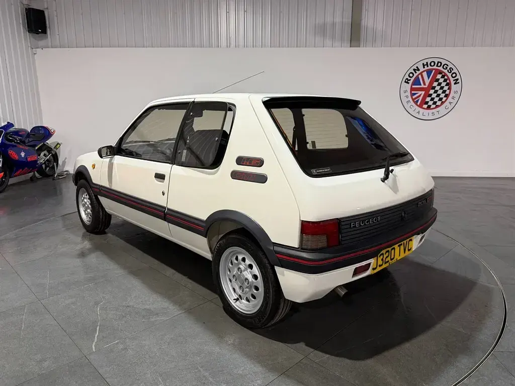 Used Peugeot 205 GTi 115 HP (84 kW) 1992 White Hatchback