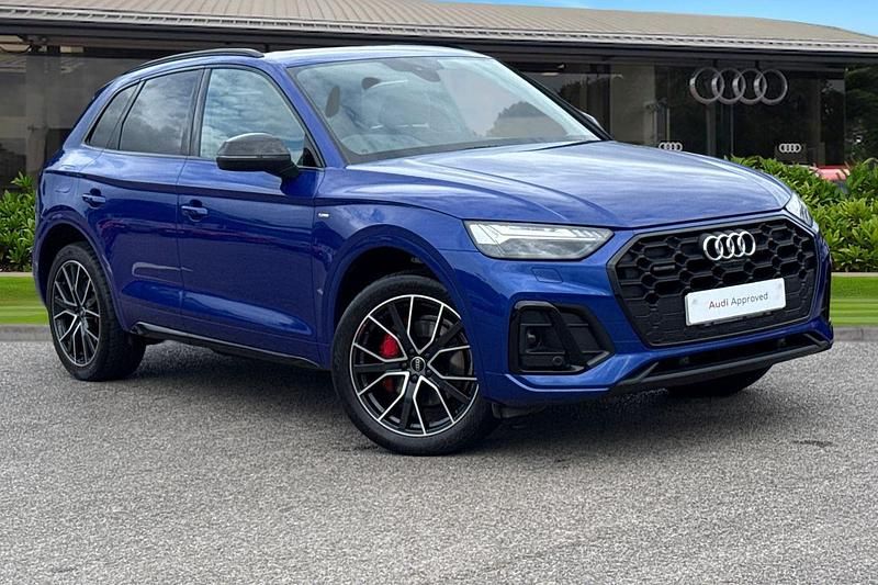 Blue Used 2022 Audi Q5 Comfort SUV | £34,990 (Fair price) - Image 1/4