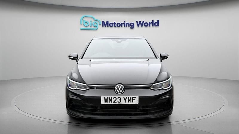Used VW Golf VIII R-line 148 HP (108 kW) 2023