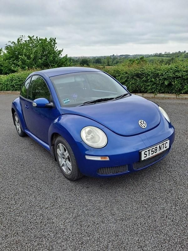 Blue Used 2009 VW Beetle Hatchback | £1,650 (Fair price) - Image 1/4