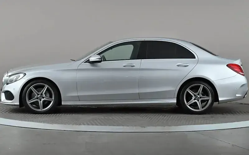 Used Mercedes C220 AMG line 170 HP (125 kW) 2018 Sedan
