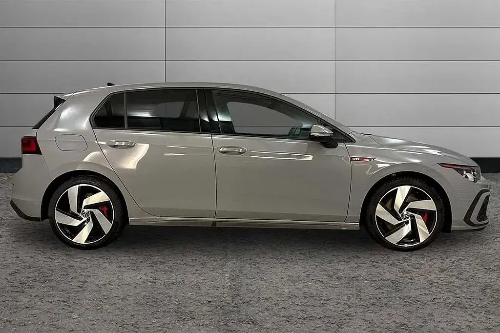 Used VW Golf VIII 245 HP (180 kW) 2024