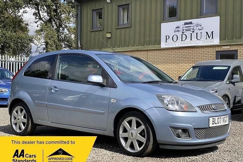 Used Ford Fiesta Zetec 74 HP (54 kW) 2007 Blue Hatchback