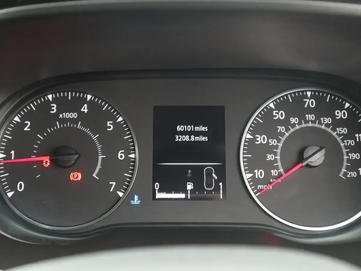 Second-hand Dacia Duster Comfort 2021 Alb Hatchback