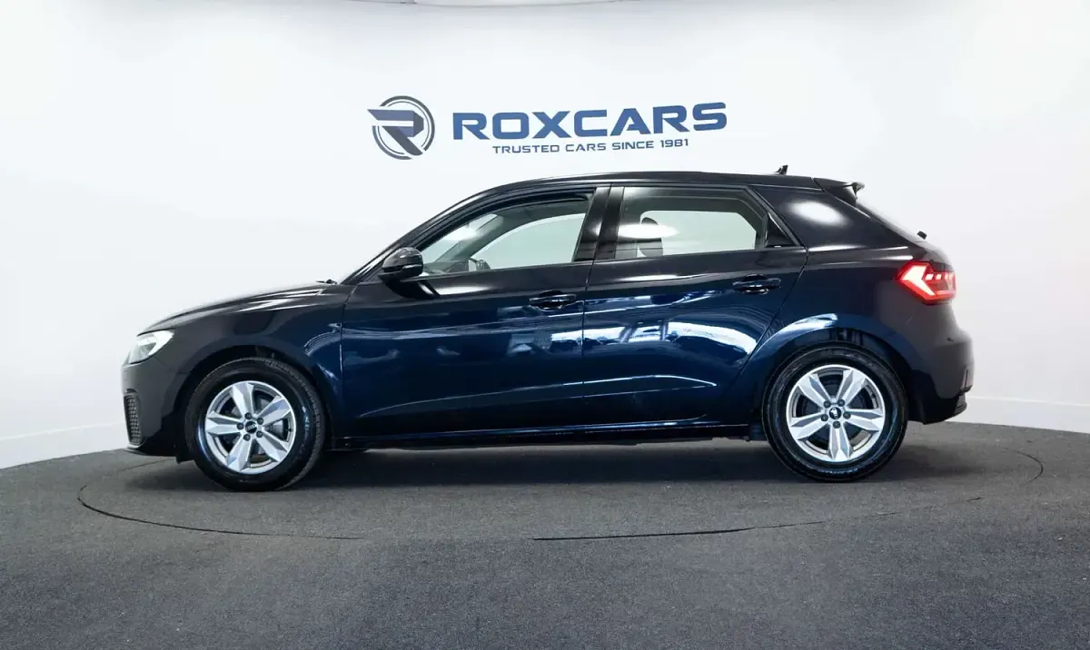 Used Audi A1 Sportback Design 95 HP (69 kW) 2022 Blue Hatchback