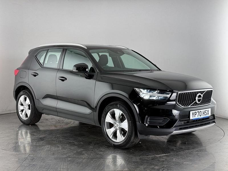 Black Used 2020 Volvo XC40 Momentum SUV | £18,400 (Good price) - Image 1/3