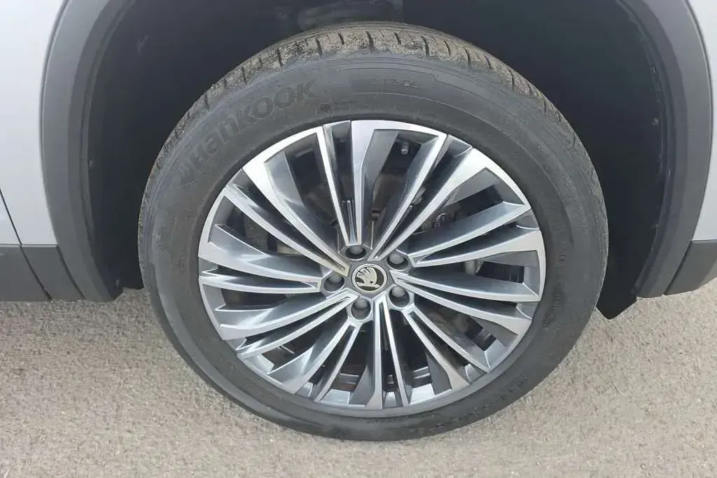 Used Skoda Kodiaq SE L Executive 150 HP (110 kW) 2023 Silver SUV