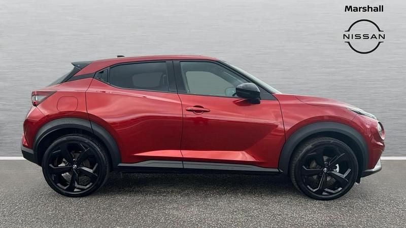 Second-hand Nissan Juke Tekna 143 CP (105 kW) 2025 Roșu SUV