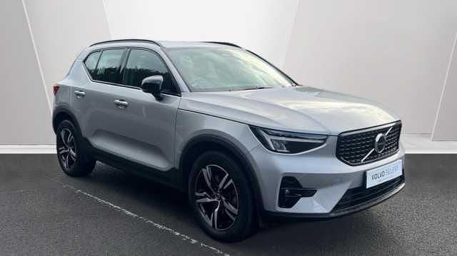 Used 2023 Volvo XC40 Plus SUV | £30,995 (A bit pricey) - Image 1/4
