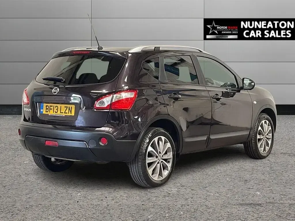 Used Nissan Qashqai Tekna 117 HP (86 kW) 2013 Black SUV