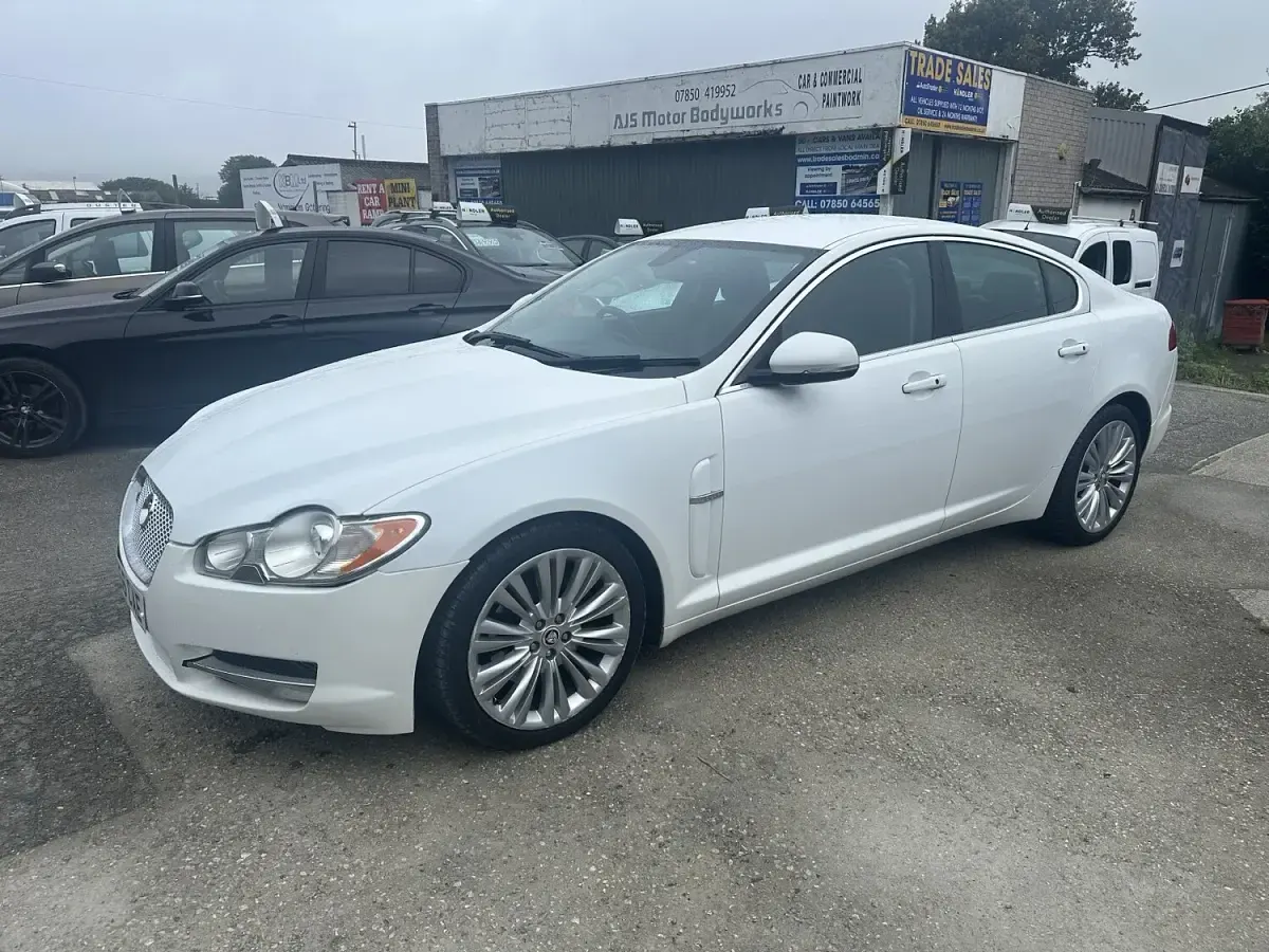 Used Jaguar XF Premium Luxury 2011 White Sedan