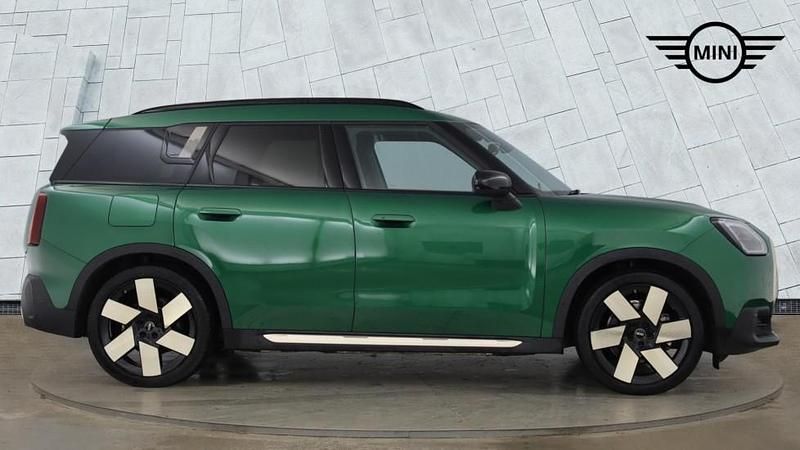 Used Mini Countryman 227 kW (309 HP) 2024 Green SUV
