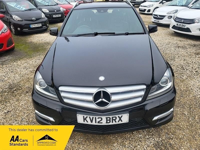 Begagnad Mercedes C180 2012 Svart