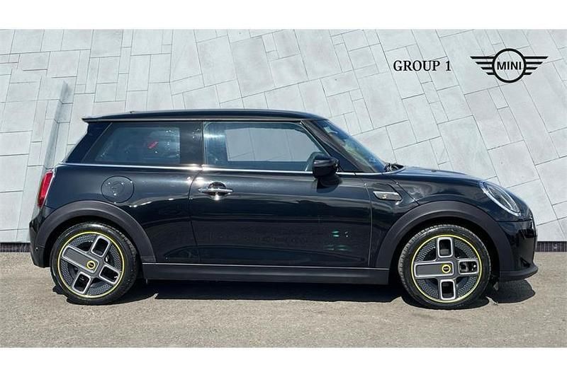 Used Mini Cooper S Level 2 135 kW (184 HP) 2023 Black Hatchback